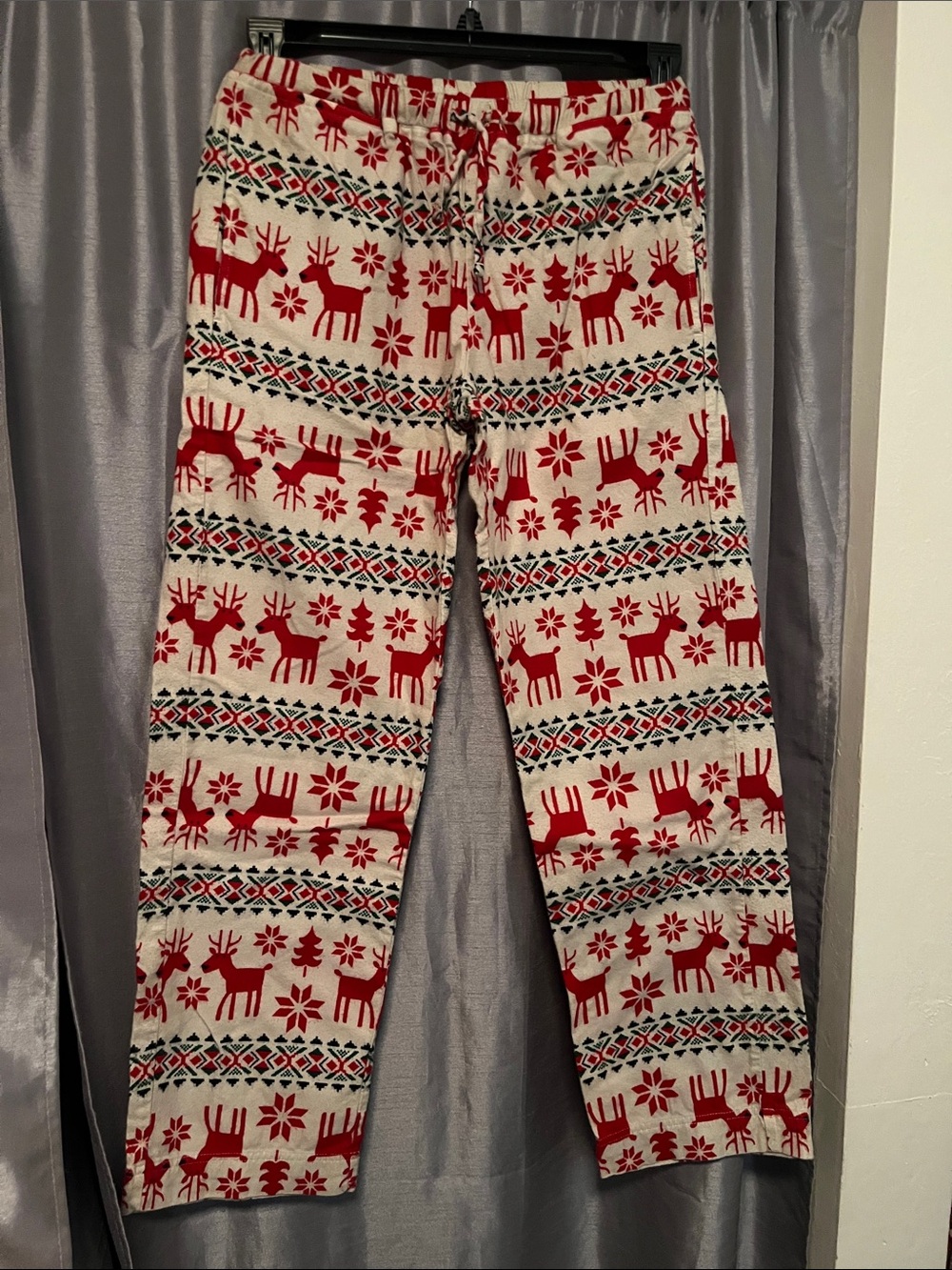 Hanna Andersson Red and Cream Reindeer Holiday Pajama Pants
